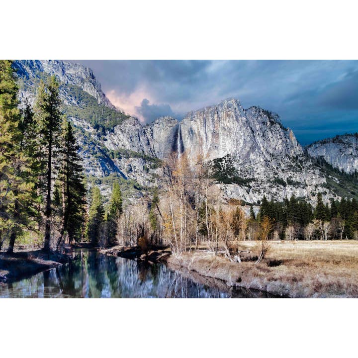 Farverig bjergkunst Yosemite Valley Rejsetryk for engroshandel hos Richard Miles Photos