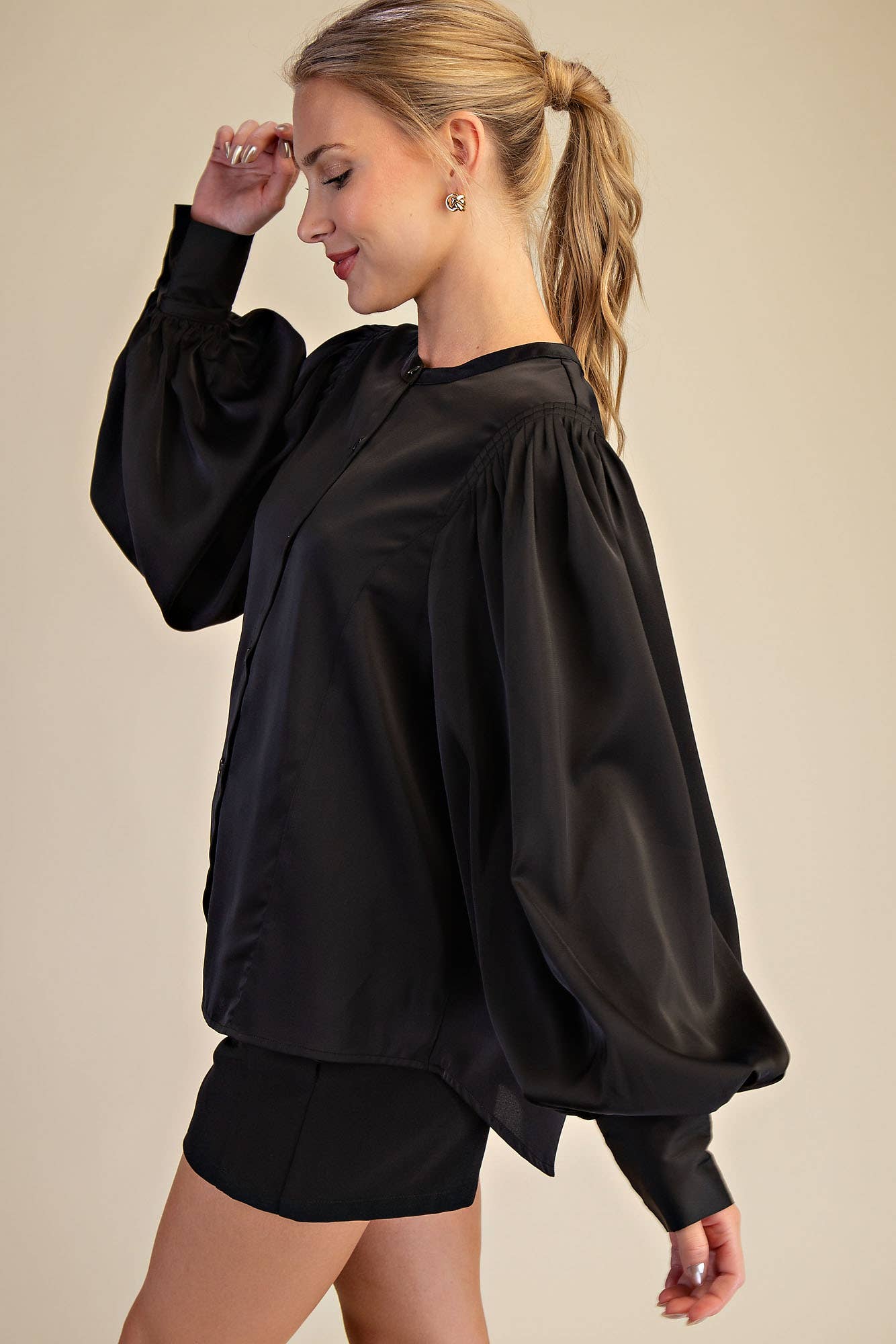 Glam - Wholesale Blouse - Women's - Round Neck Button Down Puff Long Sleeve Satin Top8