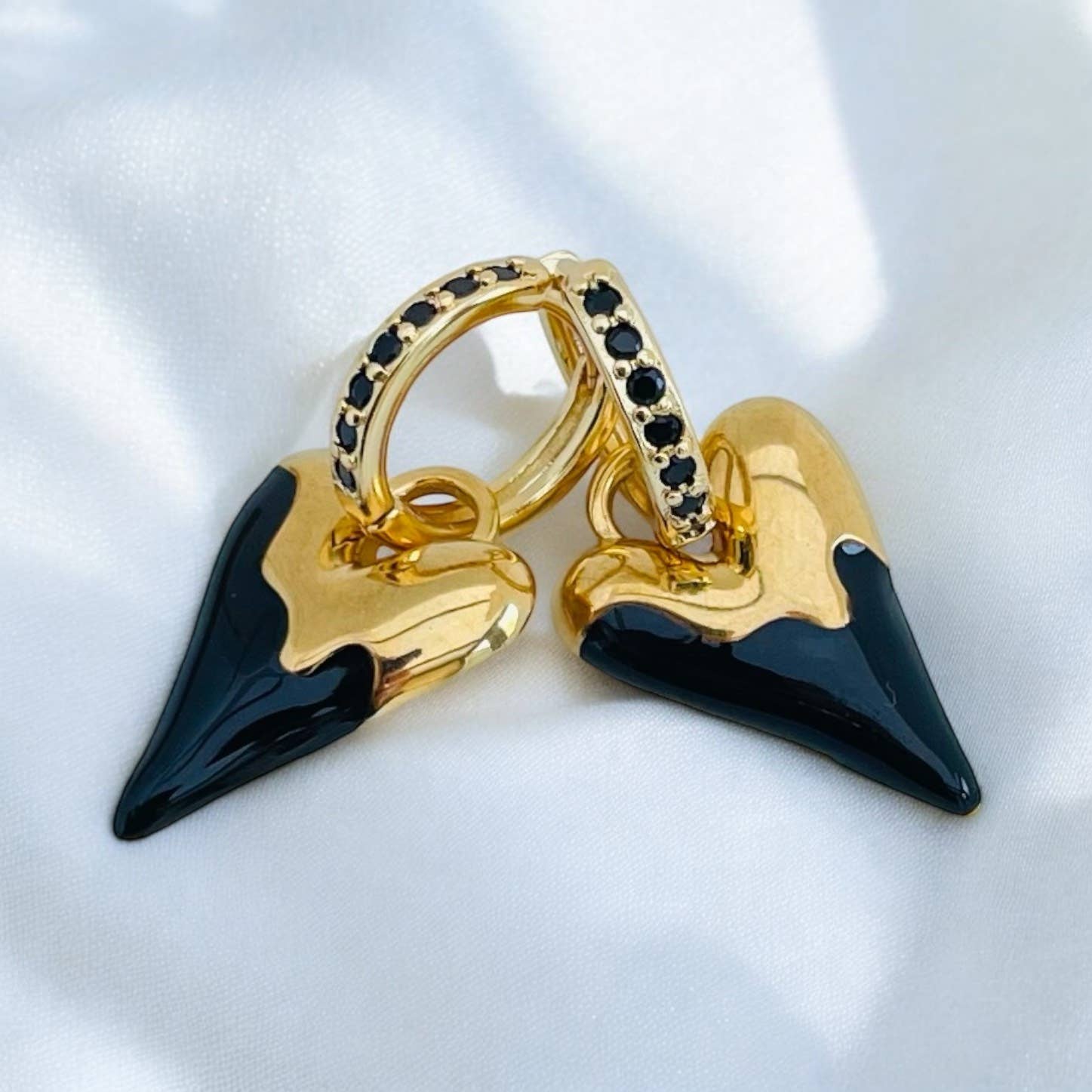 Huracan - Wholesale Hoop Earrings - Pimouz hoop earrings4