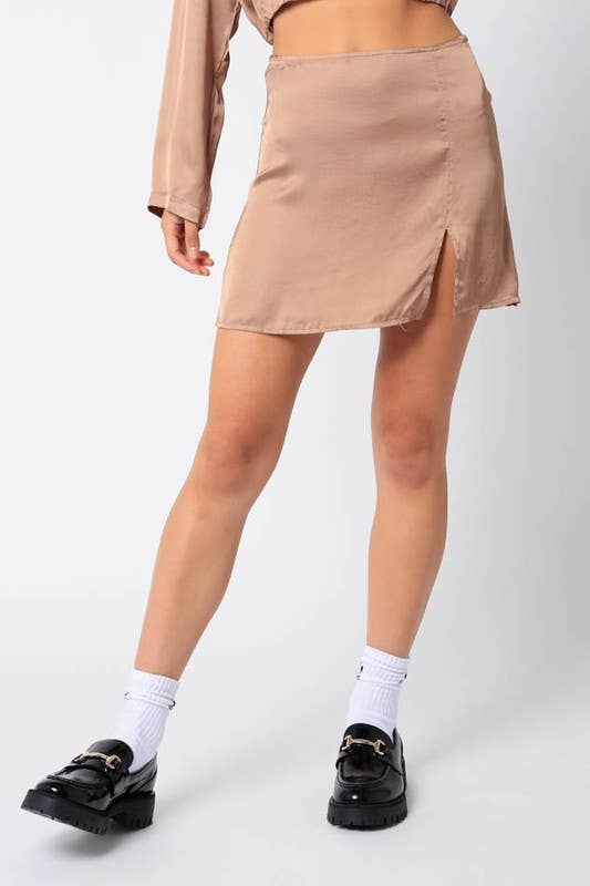 Olivaceous – Saia - Mulher por atacado – Mini saia de cetim1