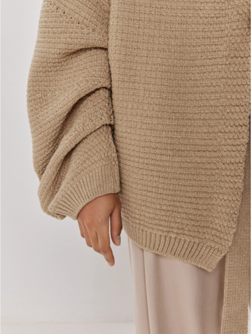 Nenya Fashion Limited – Großhandel Strickjacke – Damen – Oversized Cardigan Ruby für Damen aus strukturiertem Stoff3