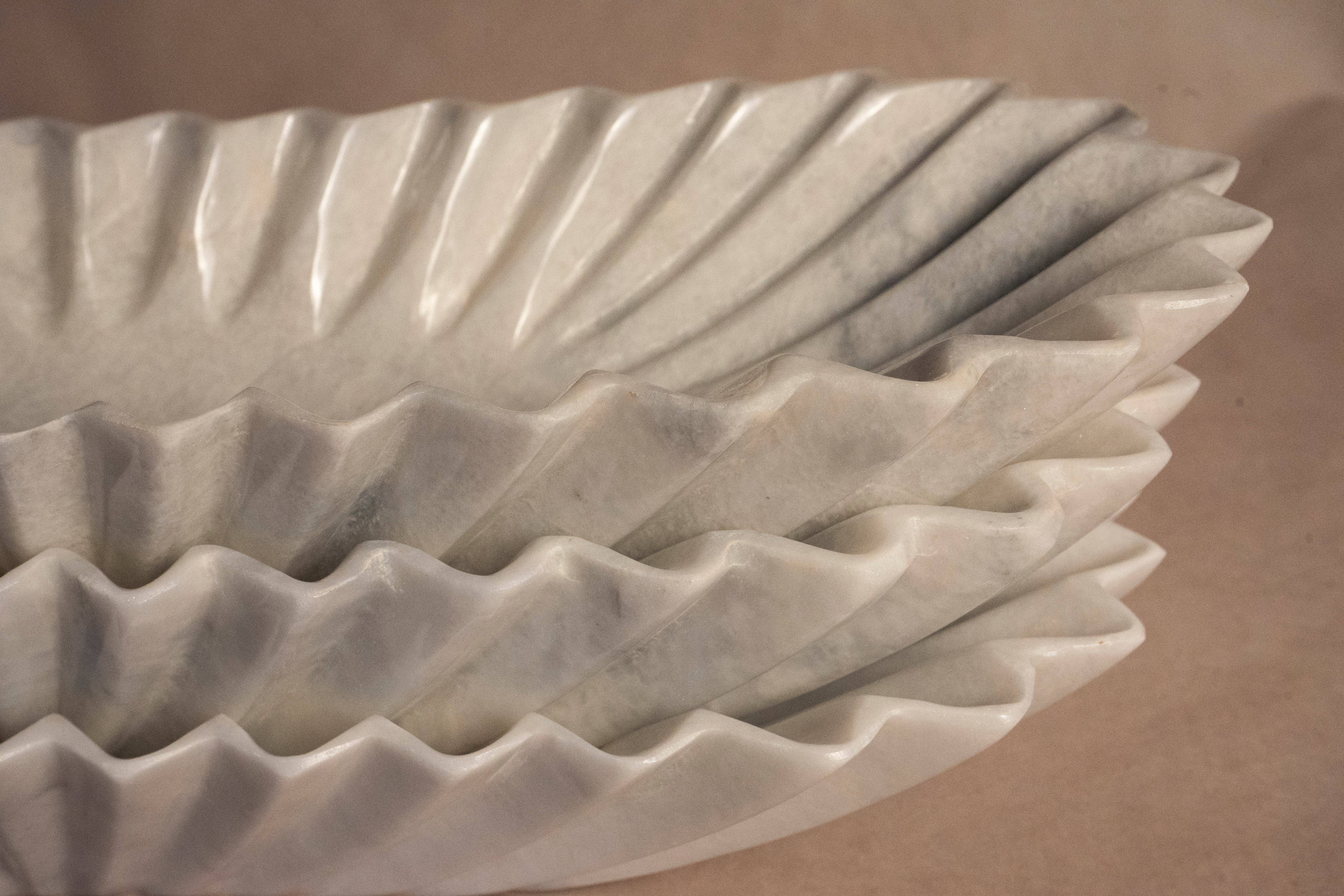 Marigold Market - Wholesale Decorative Plate/Dish/Bowl - Oblong Fluted Marble Bowl - Large1