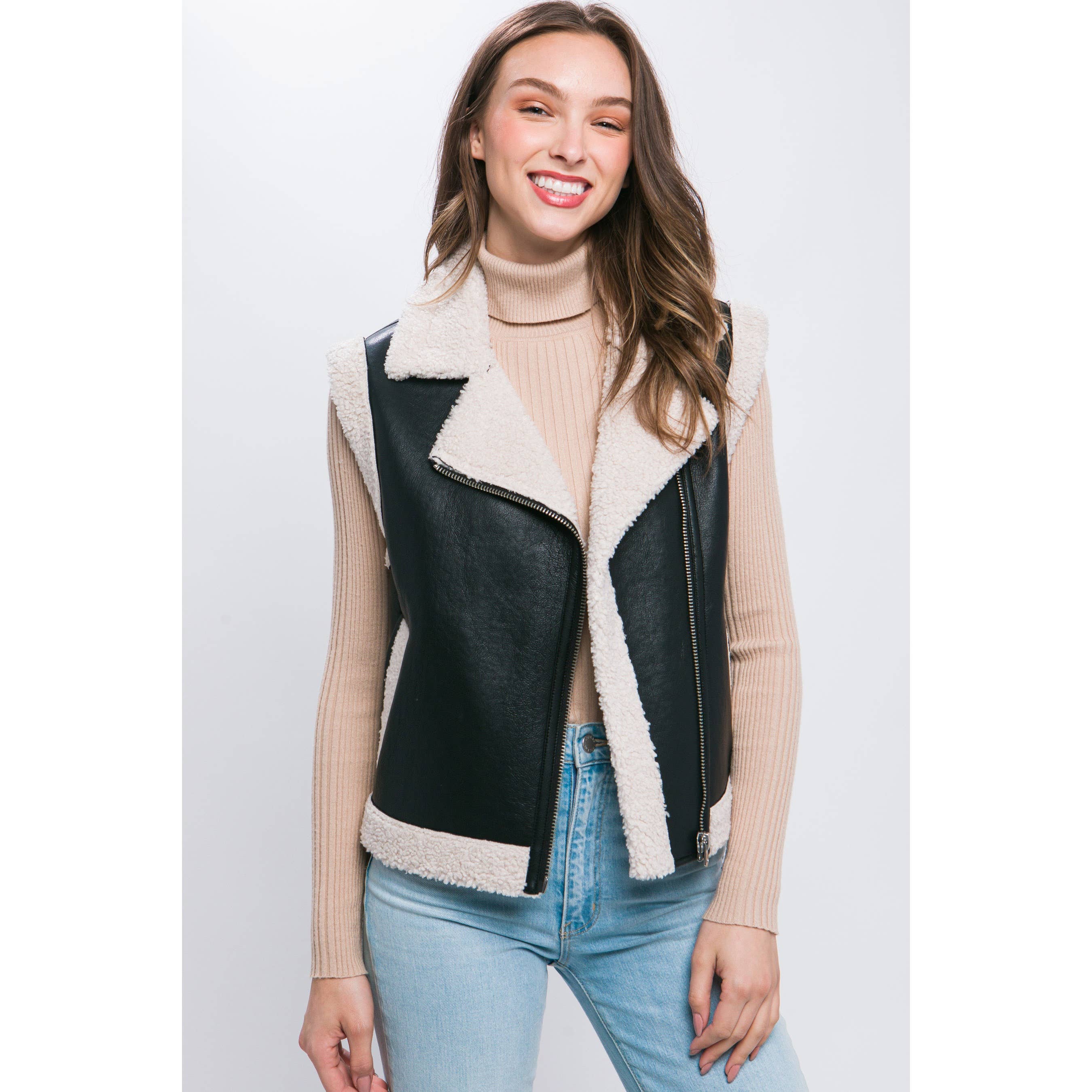 HiteJeans – wholesale Väst - Dam – PU Faux Läder Sherpa Trim Vest3