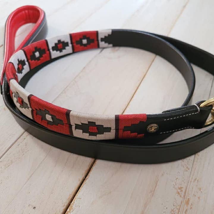 The Maple Leash voor wholesale door Pup & Pony Co.
