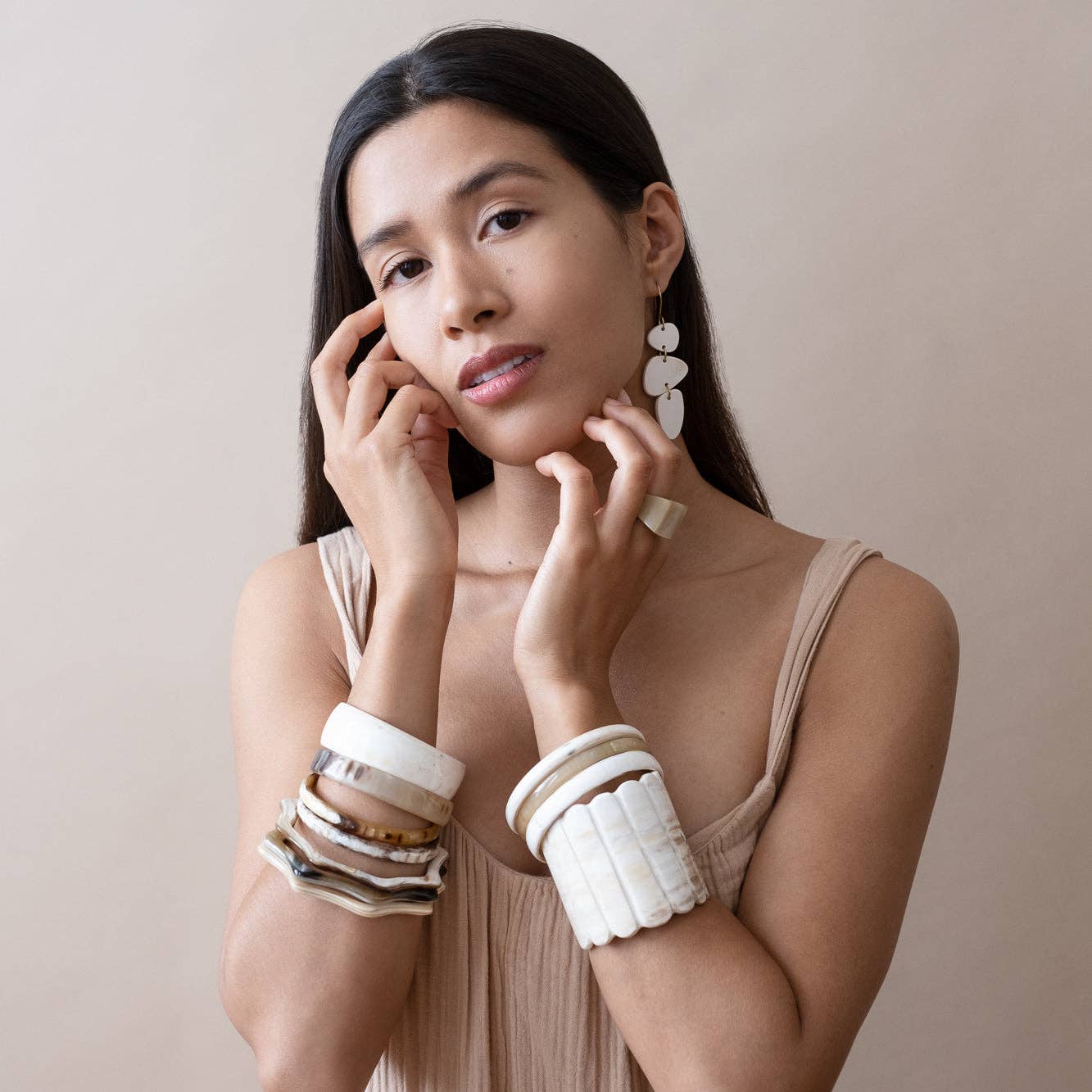 MAADILI COLLECTIVE - Venta al por mayor Brazalete - Pulsera delgada de cuerno4