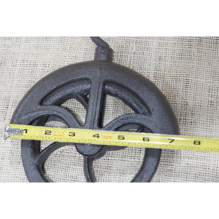 Midwest Craft House - Wholesale Decorative Tabletop Object - SMALL RUSTIC CAST IRON PULLEY