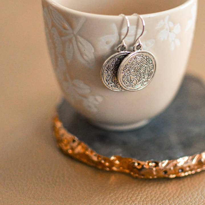 Pink Salt Riot - Wholesale Dangle Earrings - Vintage Look Retro Flower Earrings3