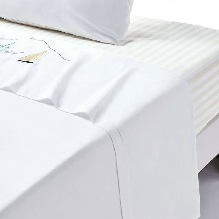 Lenzuolo ricamato Escale per la vendita all'ingrosso da parte di Sylvie Thiriez