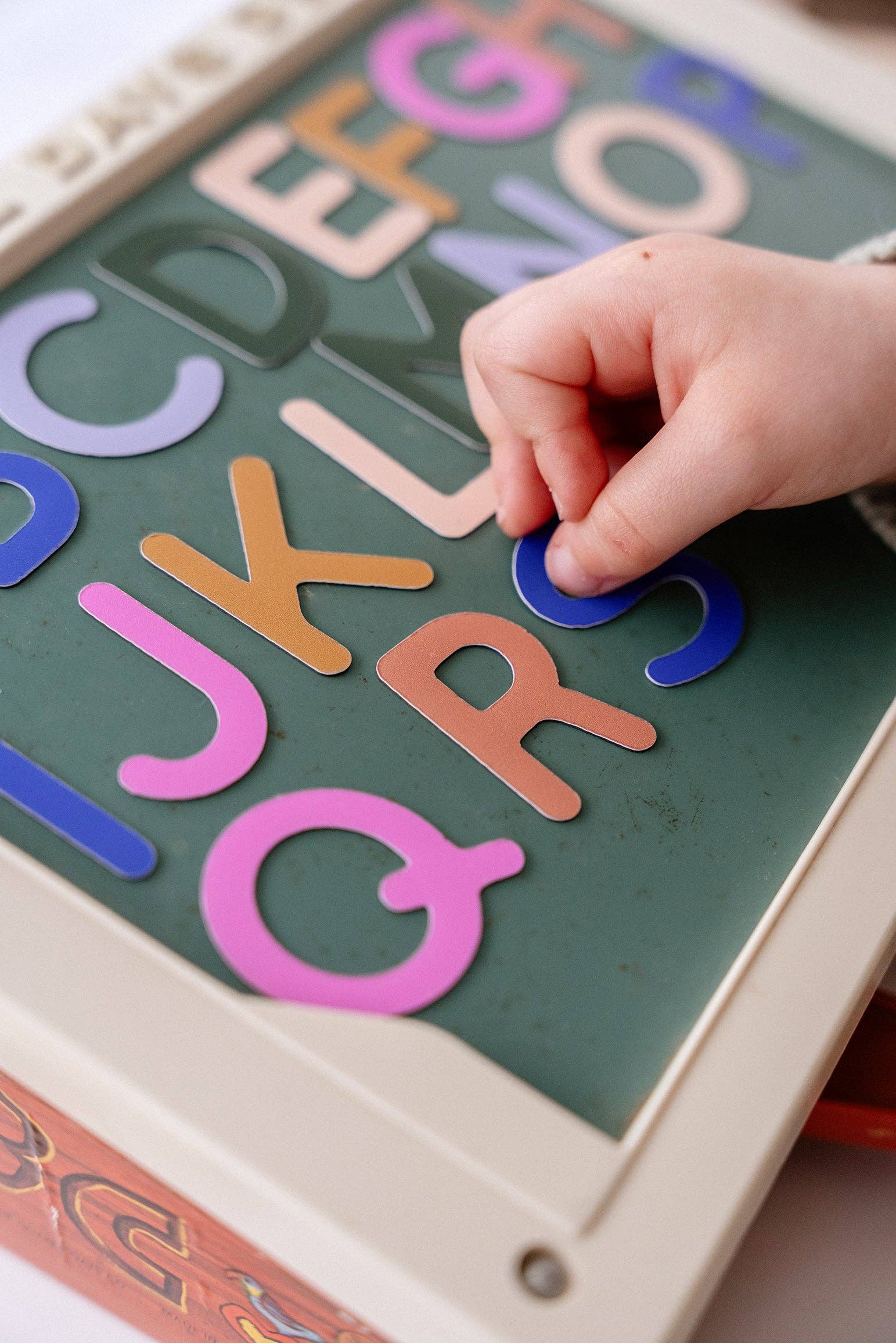 Ma Cabane à Rêves - Wholesale Magnet - Kids & Baby - Magnetic Alphabet - 104 Capital Letters0