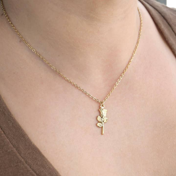 Gold Rose Necklace - Stainless Steel Flower Pendant Necklace for wholesale by Blueyejewelry