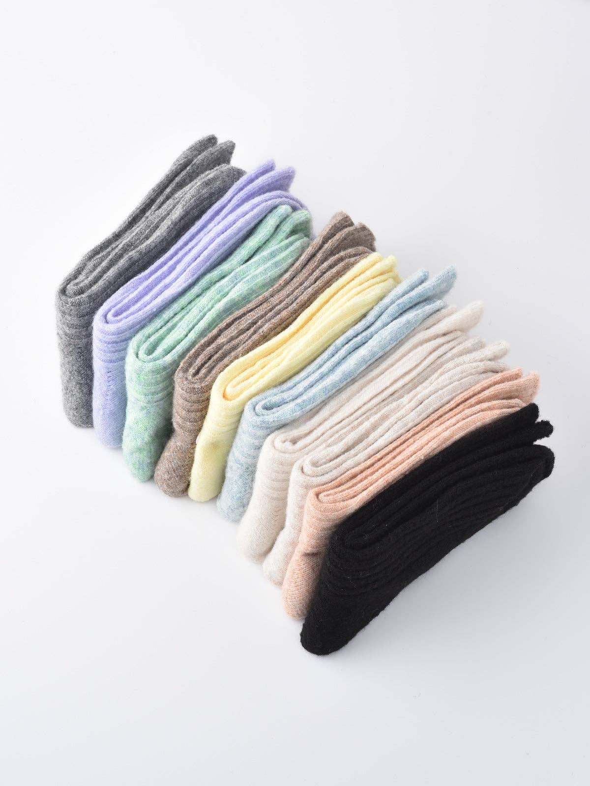 Funkyrel® Atzbranding Limited - Wholesale Socks - Women's - Rufia - 5-Pair Set of Solid Color Wool-Blend Socks1