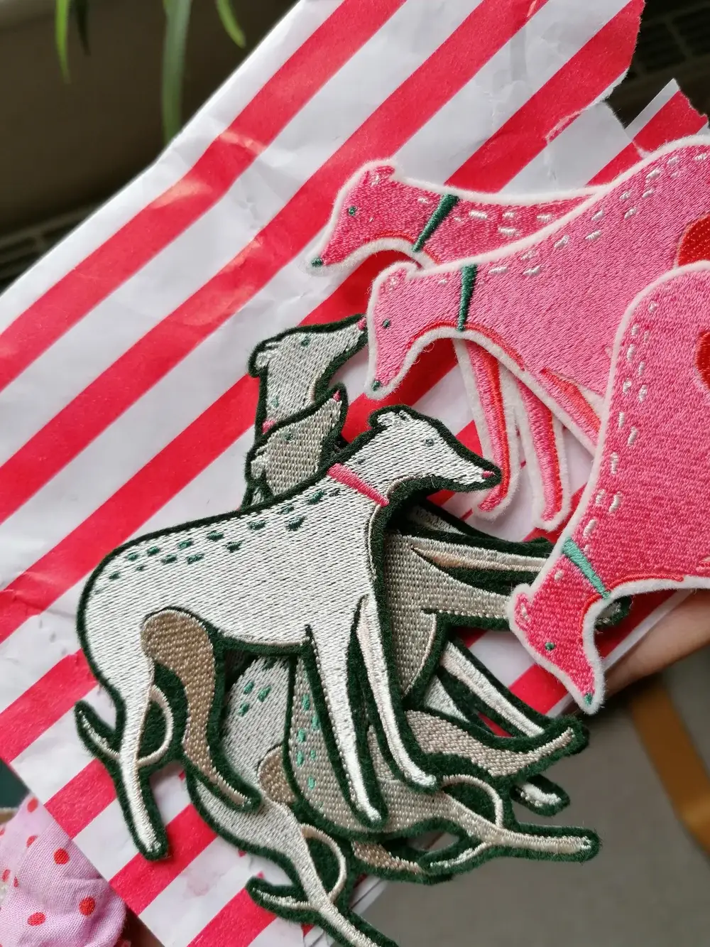 Bryony Moss Illustration - Wholesale Patch - Silver Hound, Embroidered Patch 1