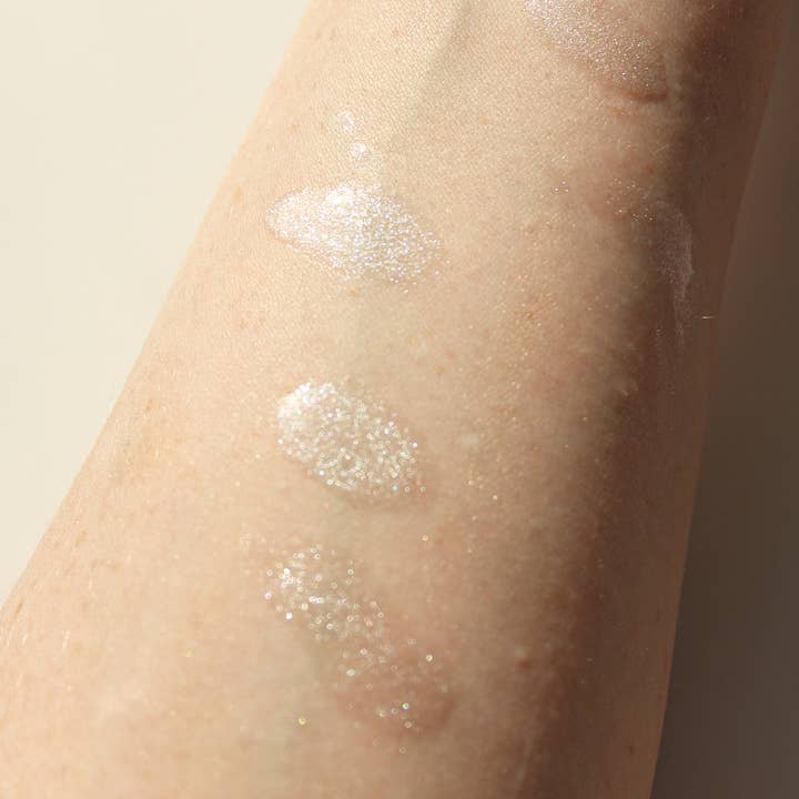 Miss Violet Lace LLC - Wholesale Body Glitter/Shimmer - Coconut Shimmer Body Oil // White Coconut