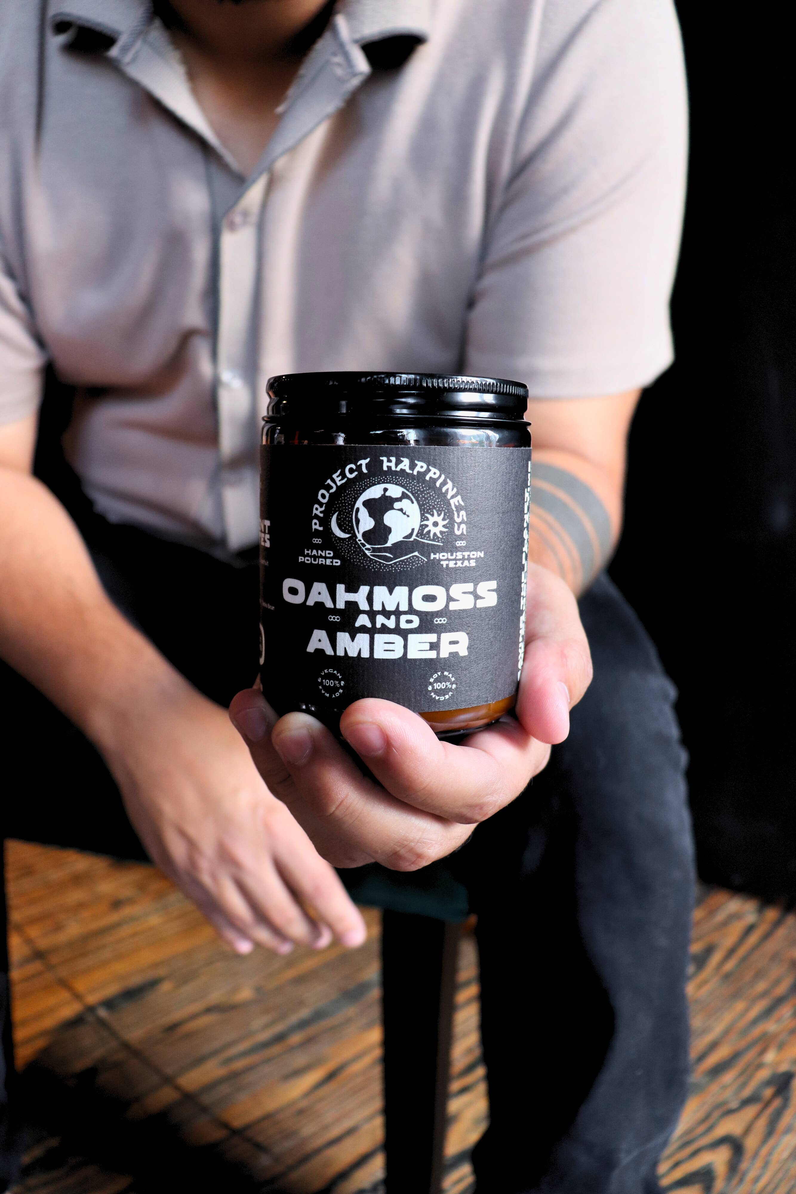 Project Happiness Candle Co. - Wholesale Jar/Filled Candle - Oakmoss and Amber Soy Candle - 8oz18