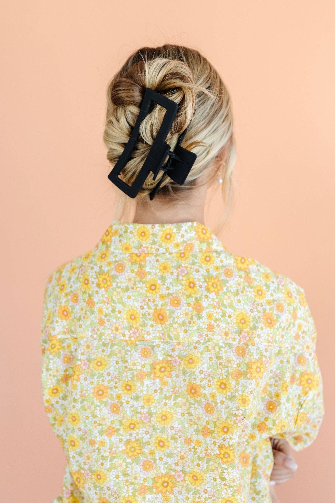 Shop Andi - Wholesale Hair Clip - Women's - XL Matte Claw Clips - Multiple Colors9