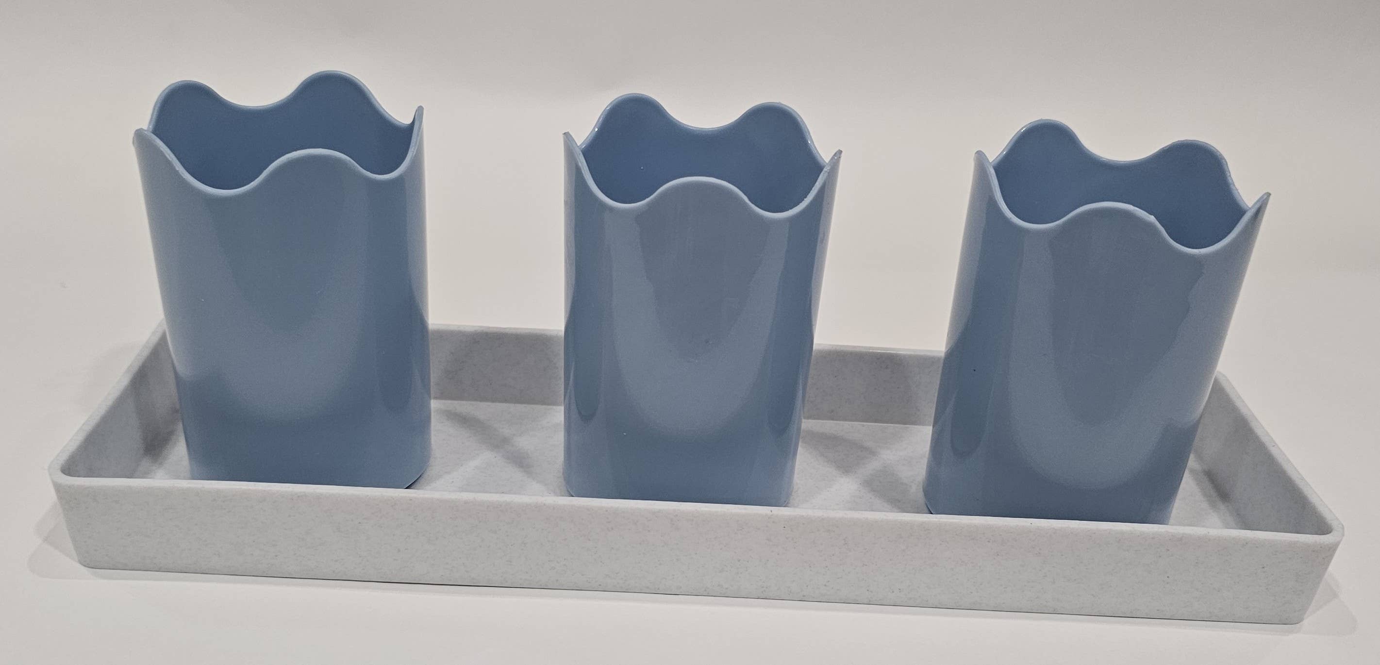 Austin Planter - Wholesale Plant Pot - Wavy 2-inch APW Flower 3-Pots with 1-Rectangle Saucer6