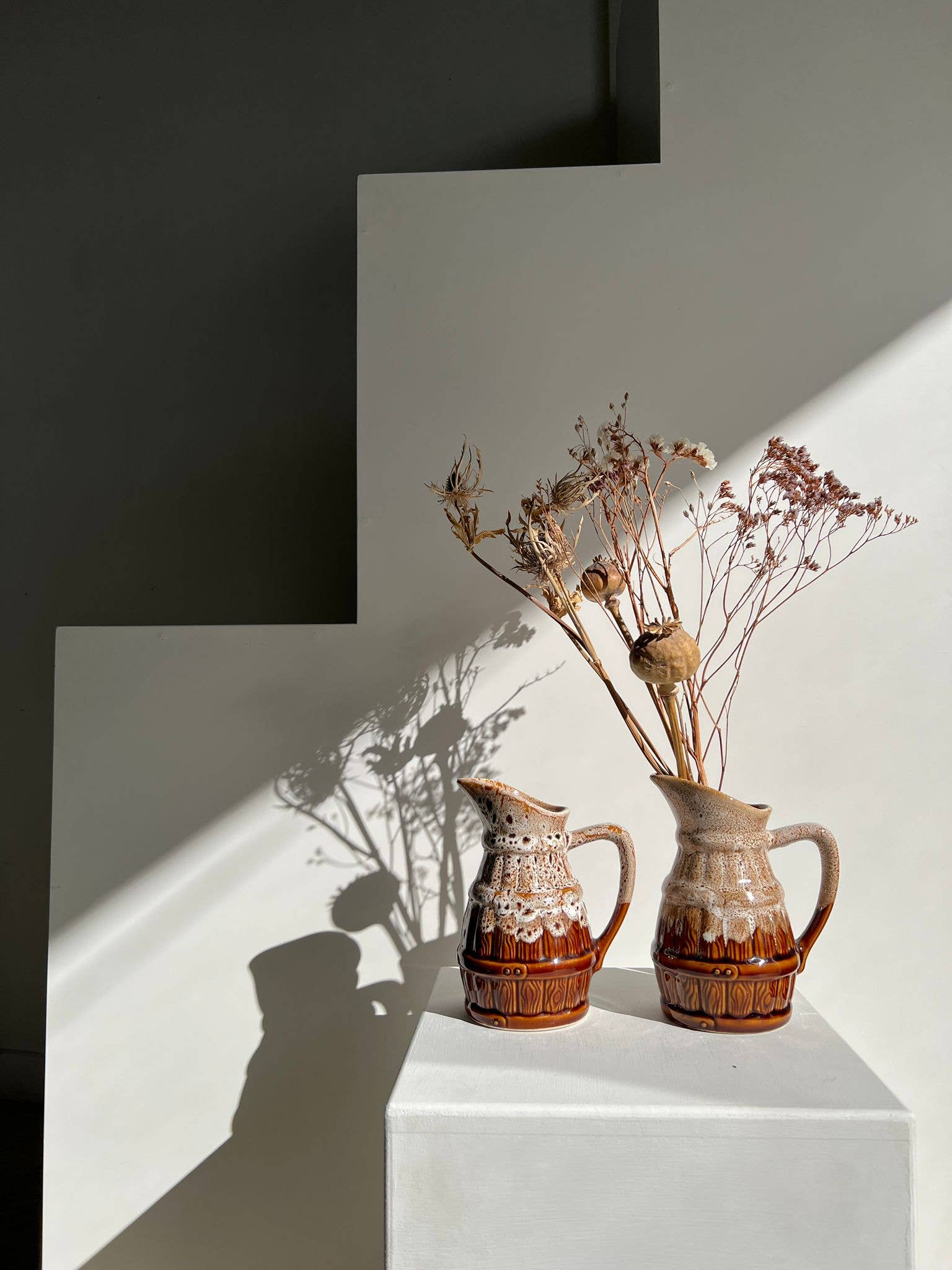 Office Objets – Objeto de mesa decorativo por atacado – Pequena jarra decorativa cerâmica vidrada com motivo de barril de cerveja43