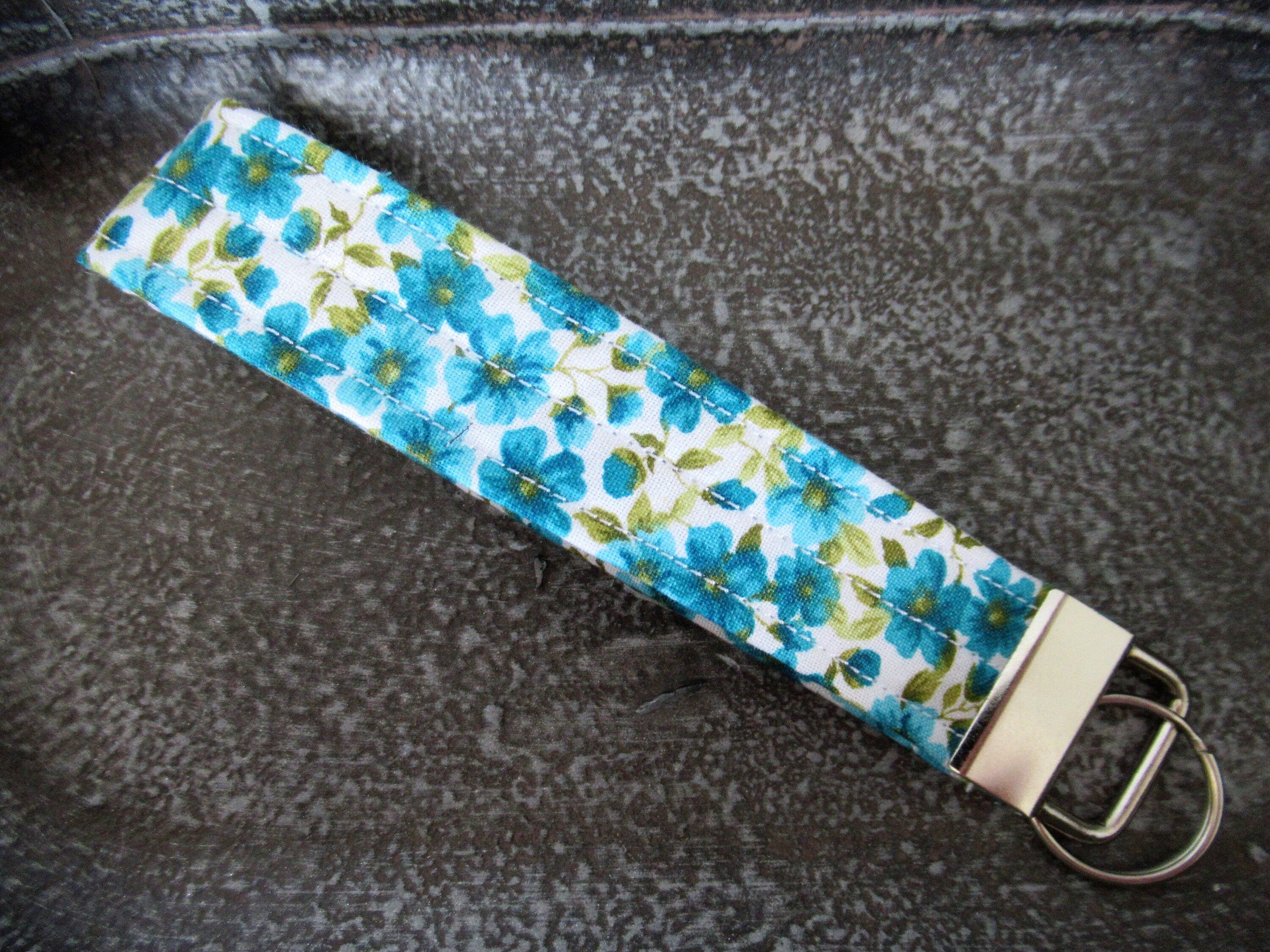 Thread and Purls – Großhandel Schlüsselanhänger – Damen – Schlüsselanhänger-Armband, Blaugrüner Armband-Schlüsselbund, Blaugrüner Schlüsselanhänger, Schlüsselanhänger-Armband, türkisfarbener Armband-Schlüsselbund, marineblauer Schlüsselanhänger, blaugrünes Handgelenkband3