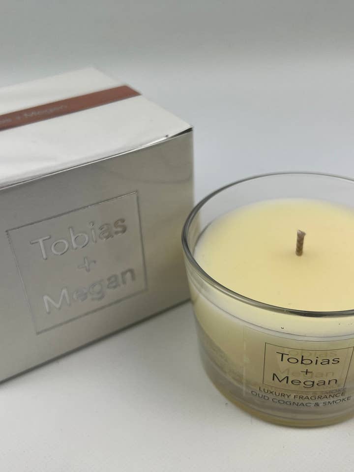 Vela aromática de cristal de lujo - Oud Cognac and Smoke para venta al por mayor de The Tobias & Megan Collection
