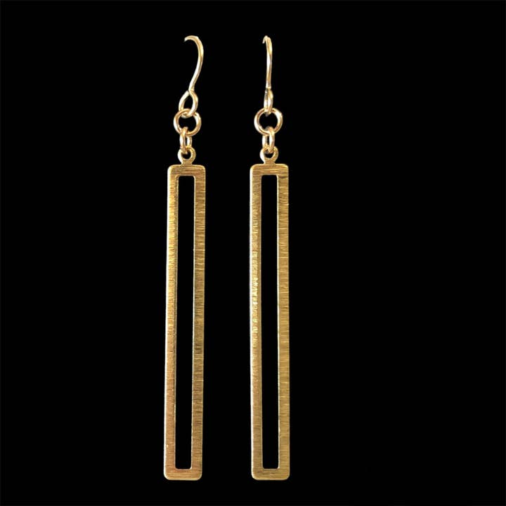 Orecchini Hannah per la vendita all'ingrosso da parte di June & Simple - by Hadas Kol