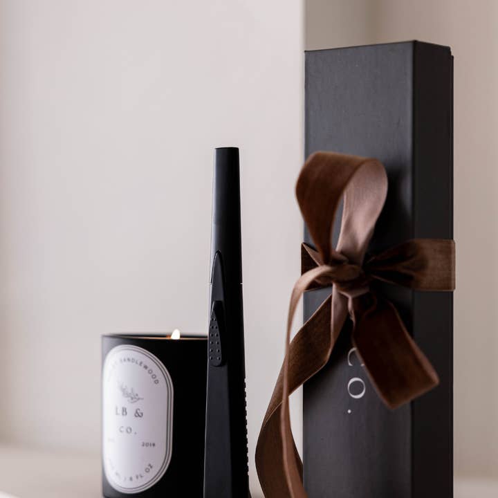 Luxe B Co - Wholesale Lighter - Luxe USB Arc Lighters Matte Black4