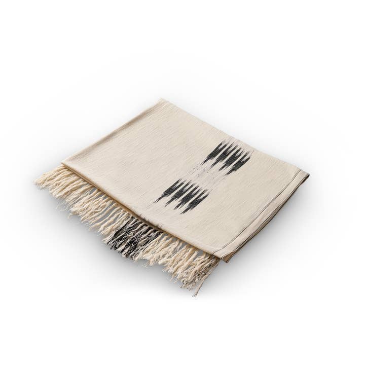 KUTNİA – wholesale Throw blanket – Peshtemal Cotton Ikat Throw Blanket, Cream/Black1