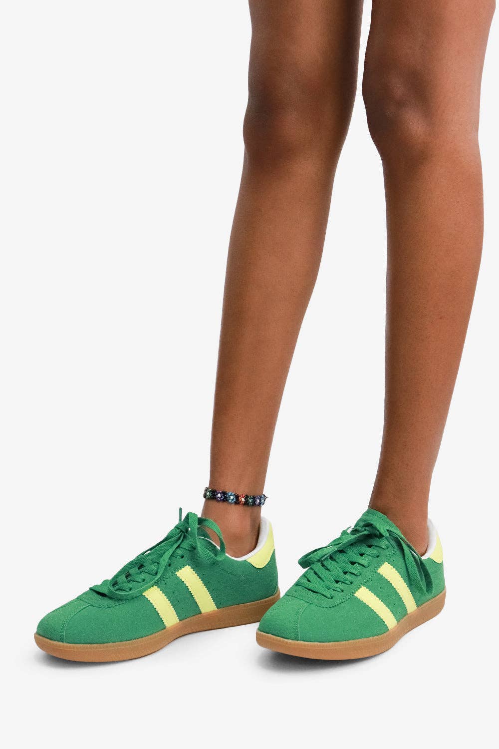 Lemonade Shoes - Wholesale Lifestyle Sneakers - Women's - HUCKLE -Tennis Sneaker w/ Contrast Striping, in Bold Colors5