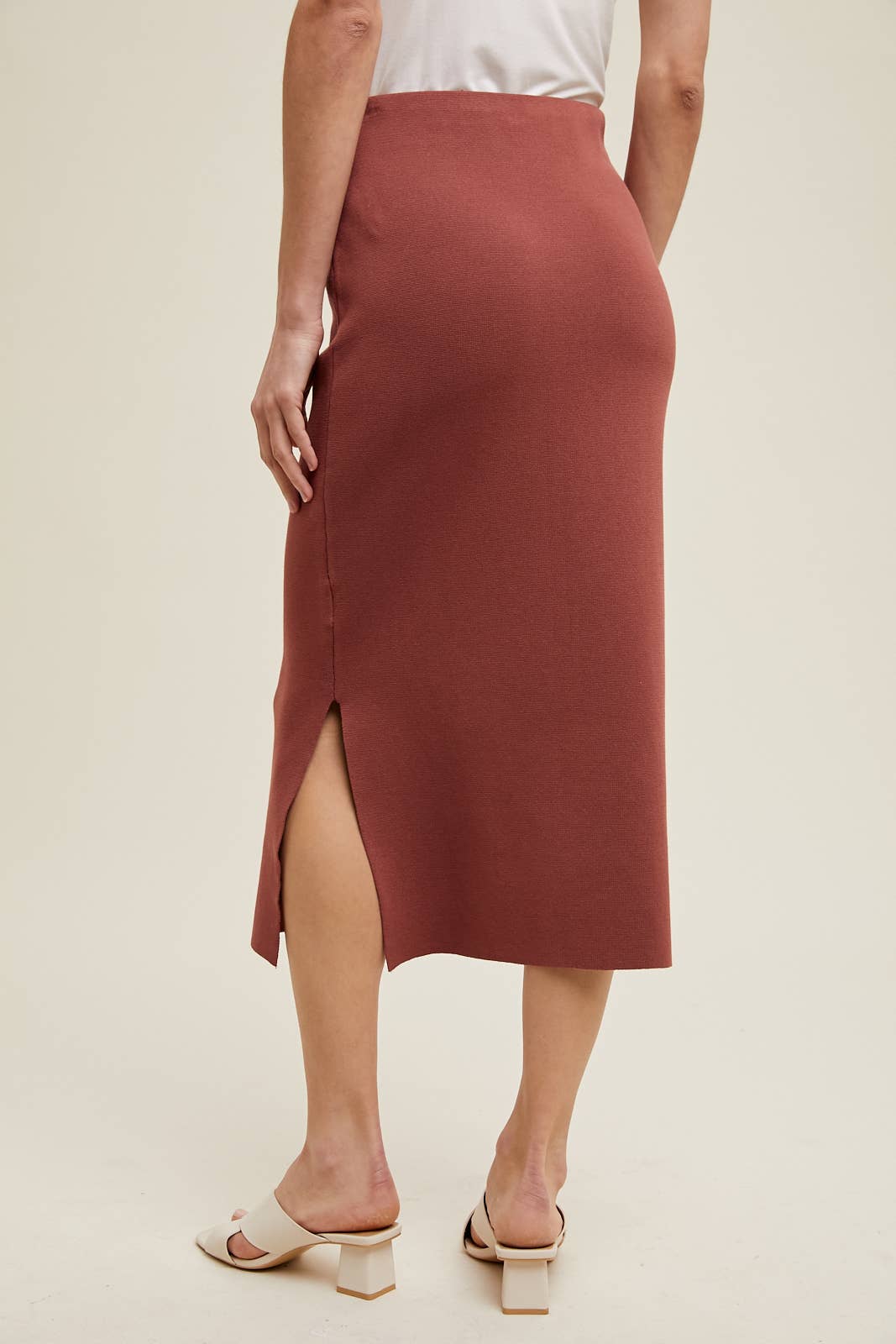 MADEIRA BURL CAMISOLA MIDI COM FENDA/WL23-7538 para venda a revendedores na Faire2