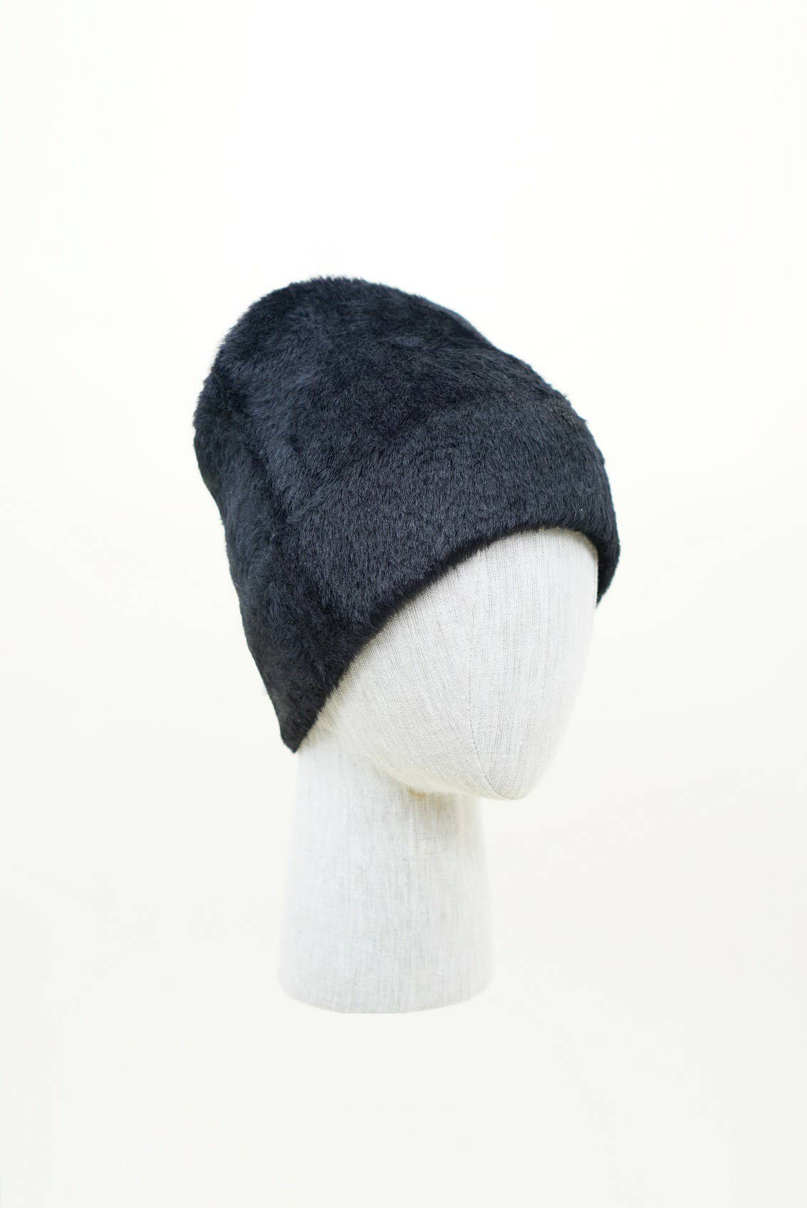 Olive & Pique - Venta al por mayor Gorro de lana - Mujer - Gorro minimalista elegante de piel sintética6