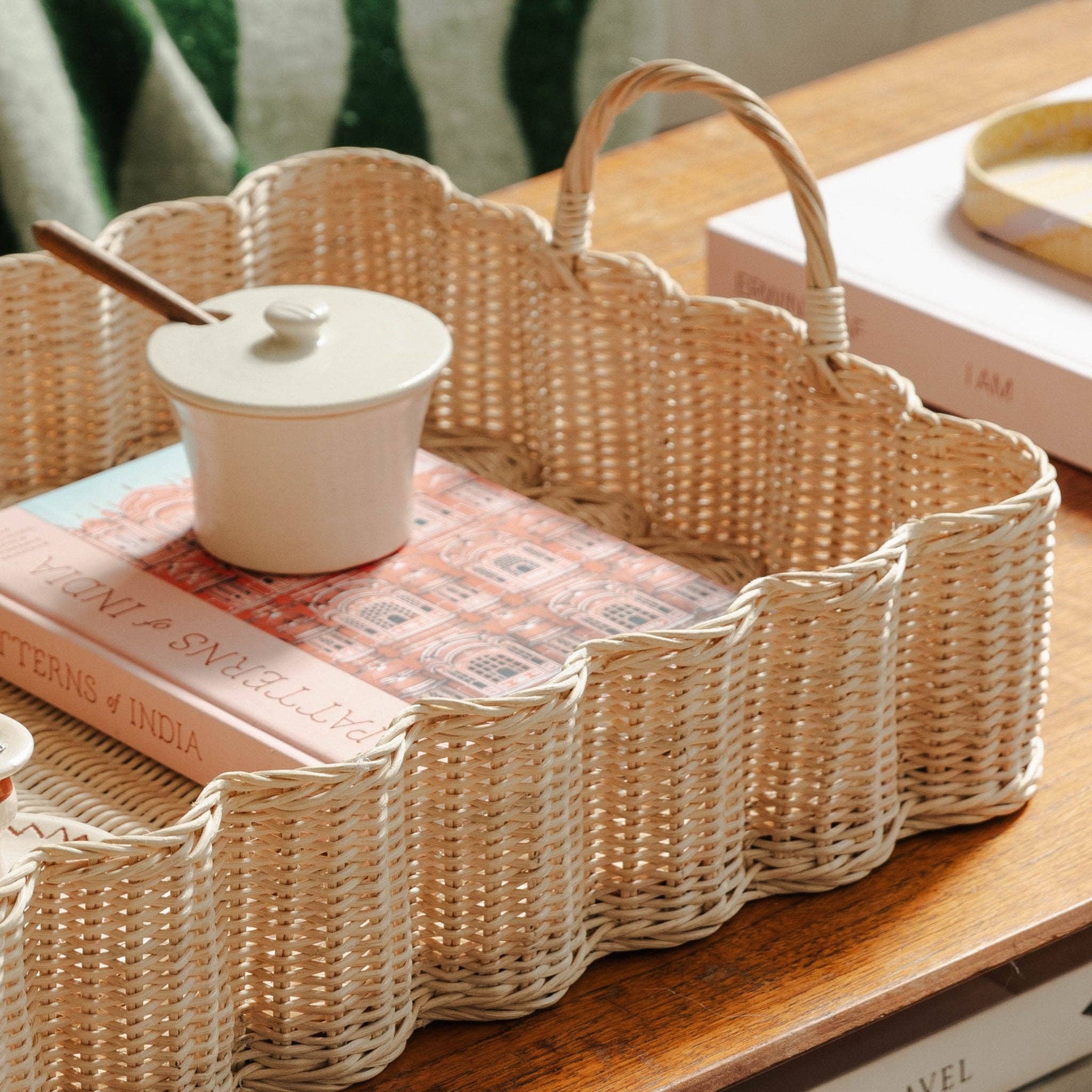 Hastshilp - Wholesale Decorative Tray - Big Wavy Tray (Natural)1