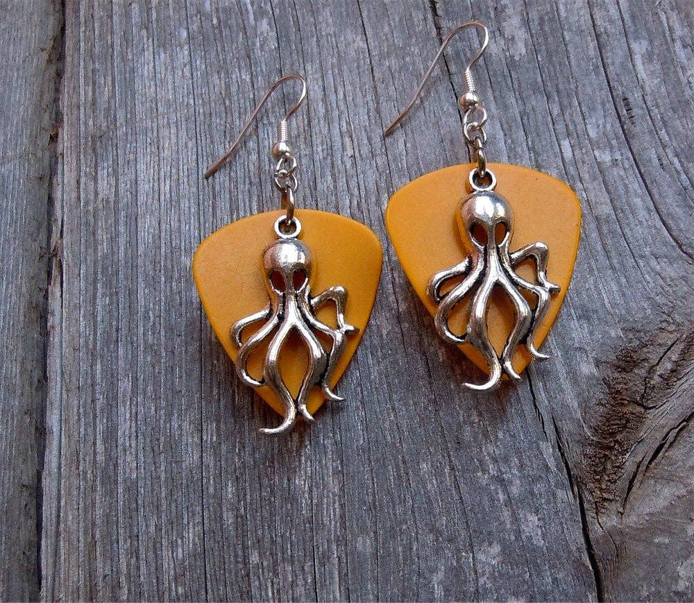 Simply Raevyn - Wholesale Dangle Earrings - Octopus Charm Guitar Pick Earrings5