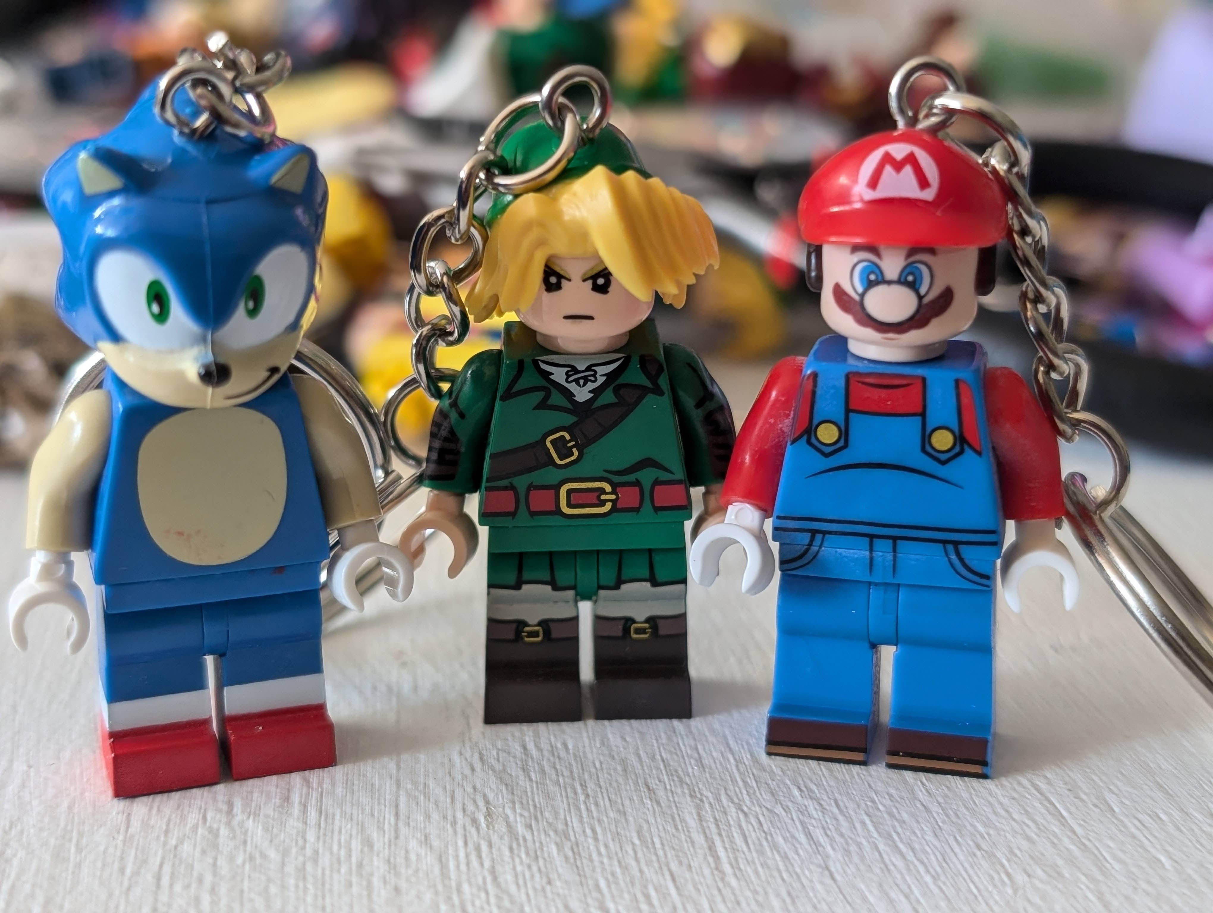 Con-Quest Crafts - Wholesale Keychain - Unisex - Video Game Character Mini-Figure Keychains15