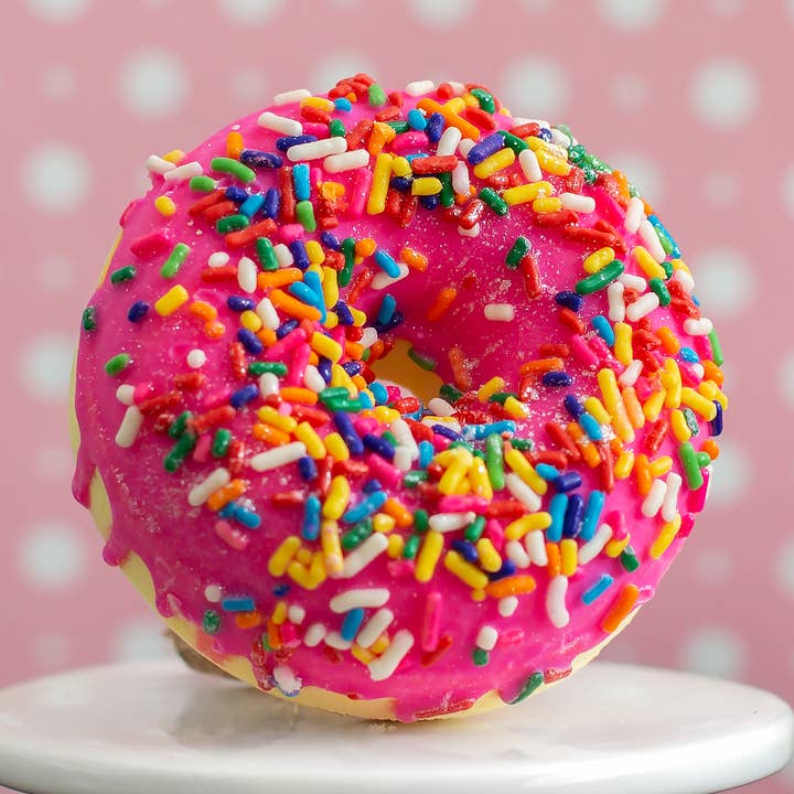 Whipped Up Wonderful - Wholesale Bath Bomb/Fizz - Birthday Cake Bath Doughnuts0