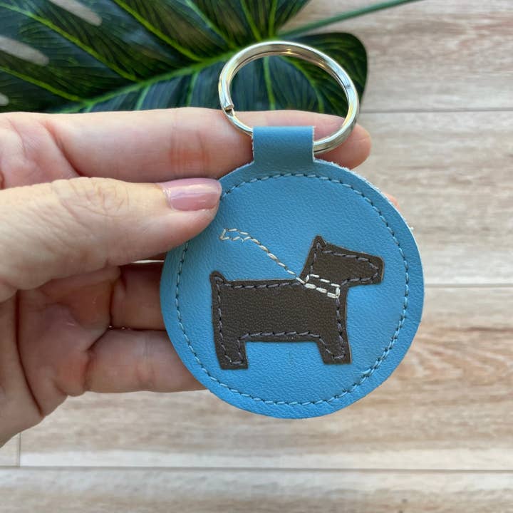 Llavero de piel para perro, redondo, llavero de piel auténtica para venta al por mayor de Mally Designs