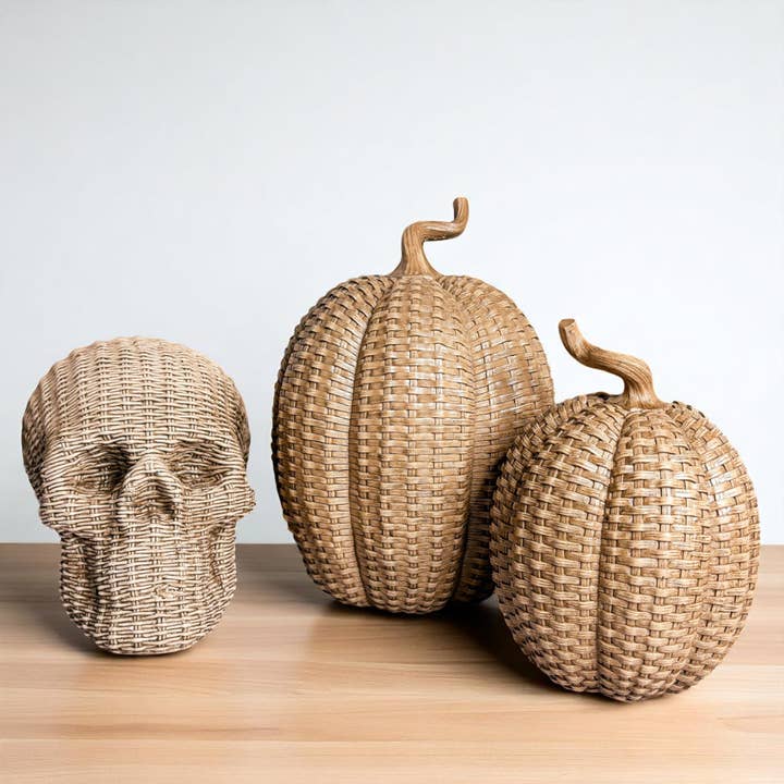 Gia Roma - Wholesale Decorative Figurine - Resin Skull Statue Rattan Halloween Gothic Home Decor Unique47