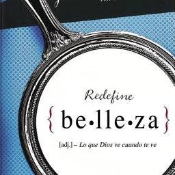 Books by splitShops - Wholesale Teen & Young Adult Book - Redefine belleza: Lo que Dios ve cuando te mira - Paperback