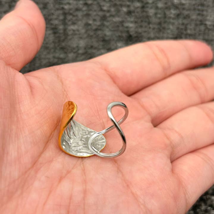 Mio Queena - Wholesale Cocktail/Statement Ring - 18K Gold Plated S.Steel Two Tone Half Hollow Ring - FGS2