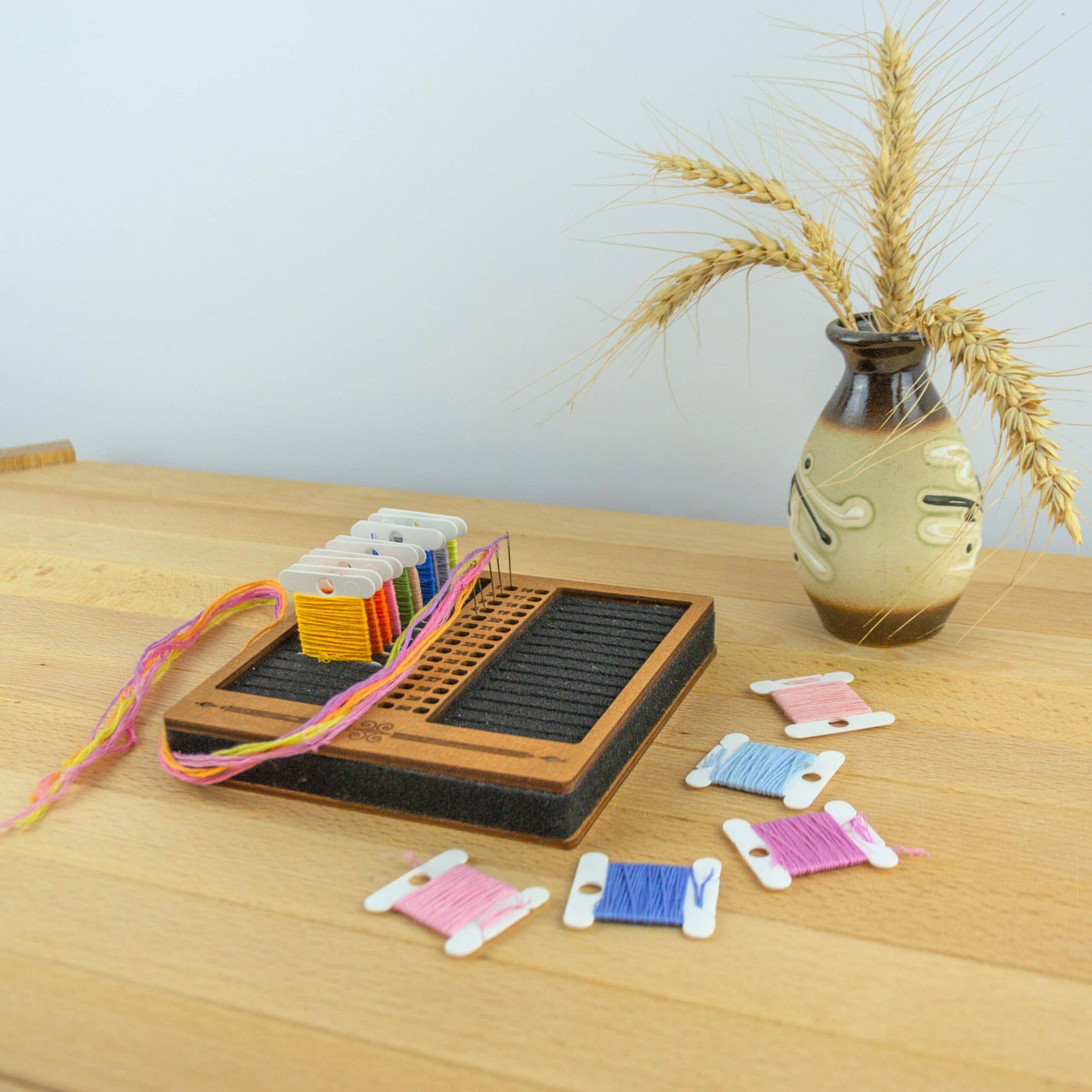 Embroidery craft - Wholesale Embroidery/Cross Stitch Supplies - PB-023-img-4 Foam stand for plastic bobbins (spools) thickness 1mm with holes for needles4