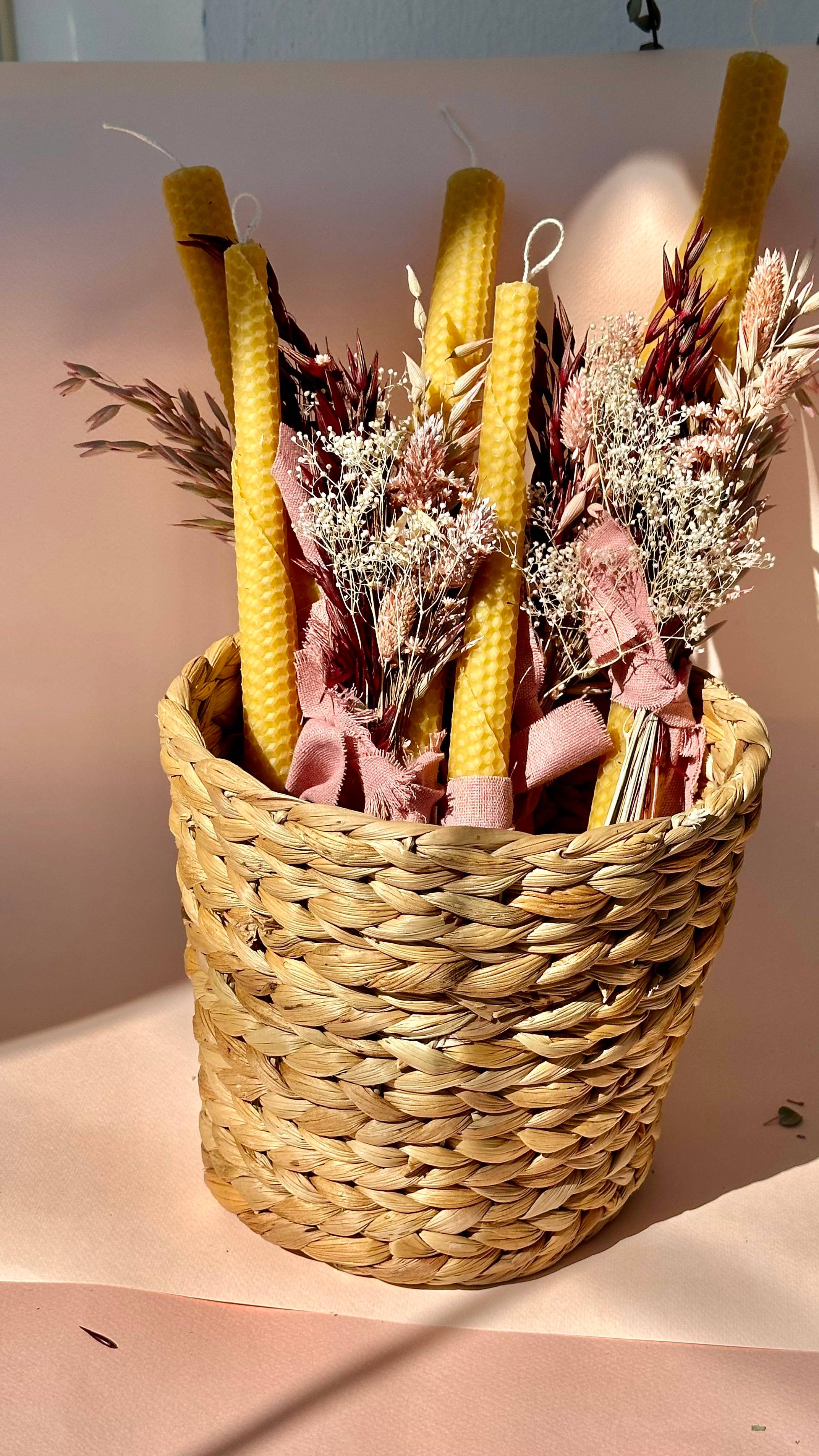 Nema Concept – Vela/castiçal cónico por atacado – Velas de cera de abelha para Páscoa com flores secas14