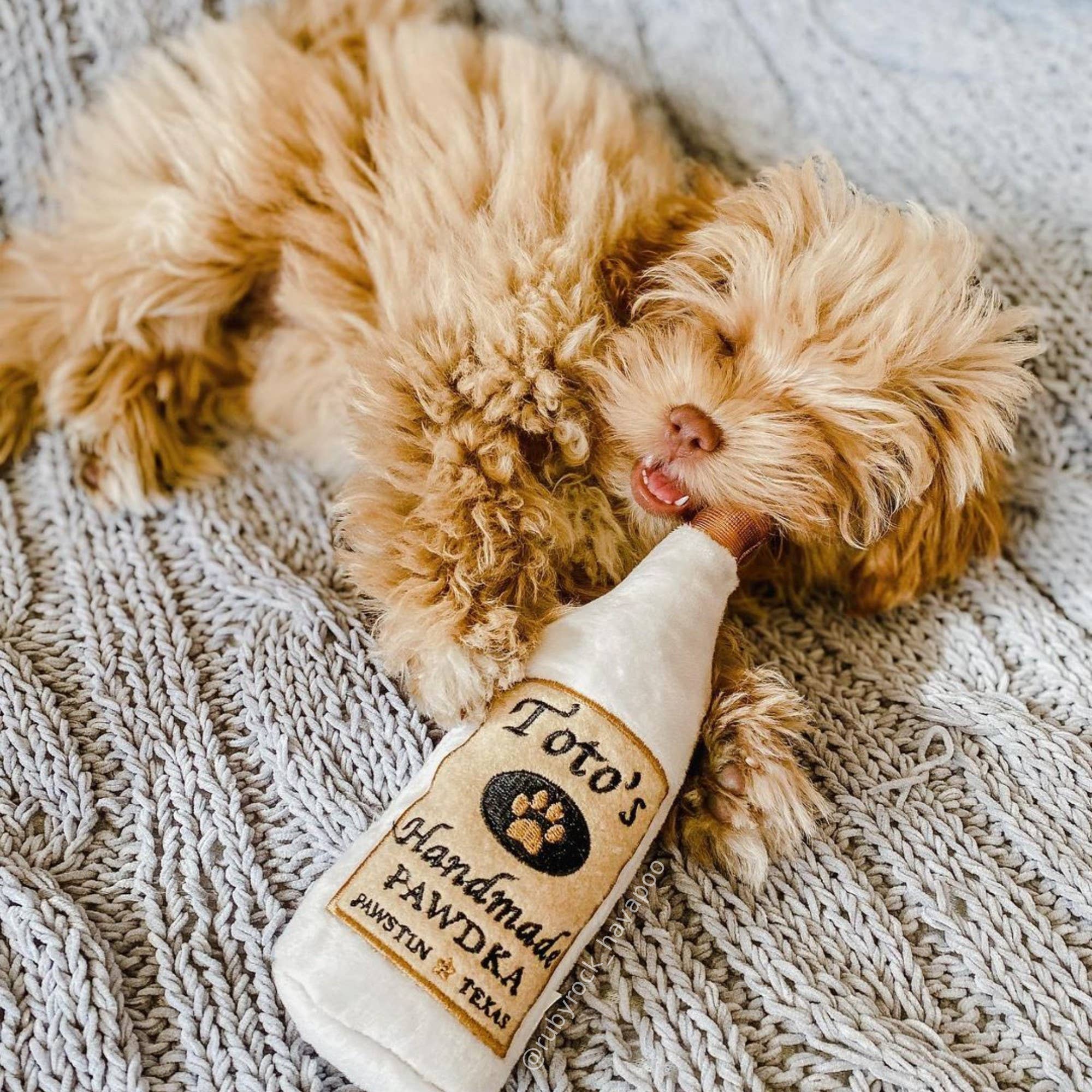 Huxley & Kent - Wholesale Pet Plush Toy - Dog - Toto's Pawdka Dog Toy1