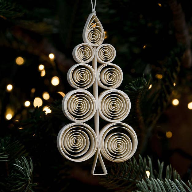 Décoration à suspendre en papier pour sapin de Noël blanc pour la vente par Bollywood Christmas