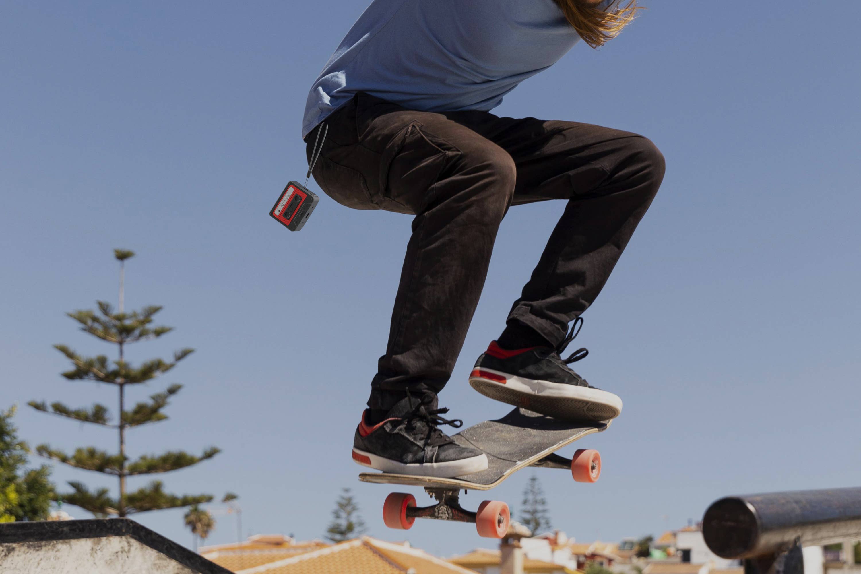 LAX Gadgets - Wholesale Airpod/Earbud Case - Men's - AirPods Pro Case - Cassette Mix Tape  Retail Pack2