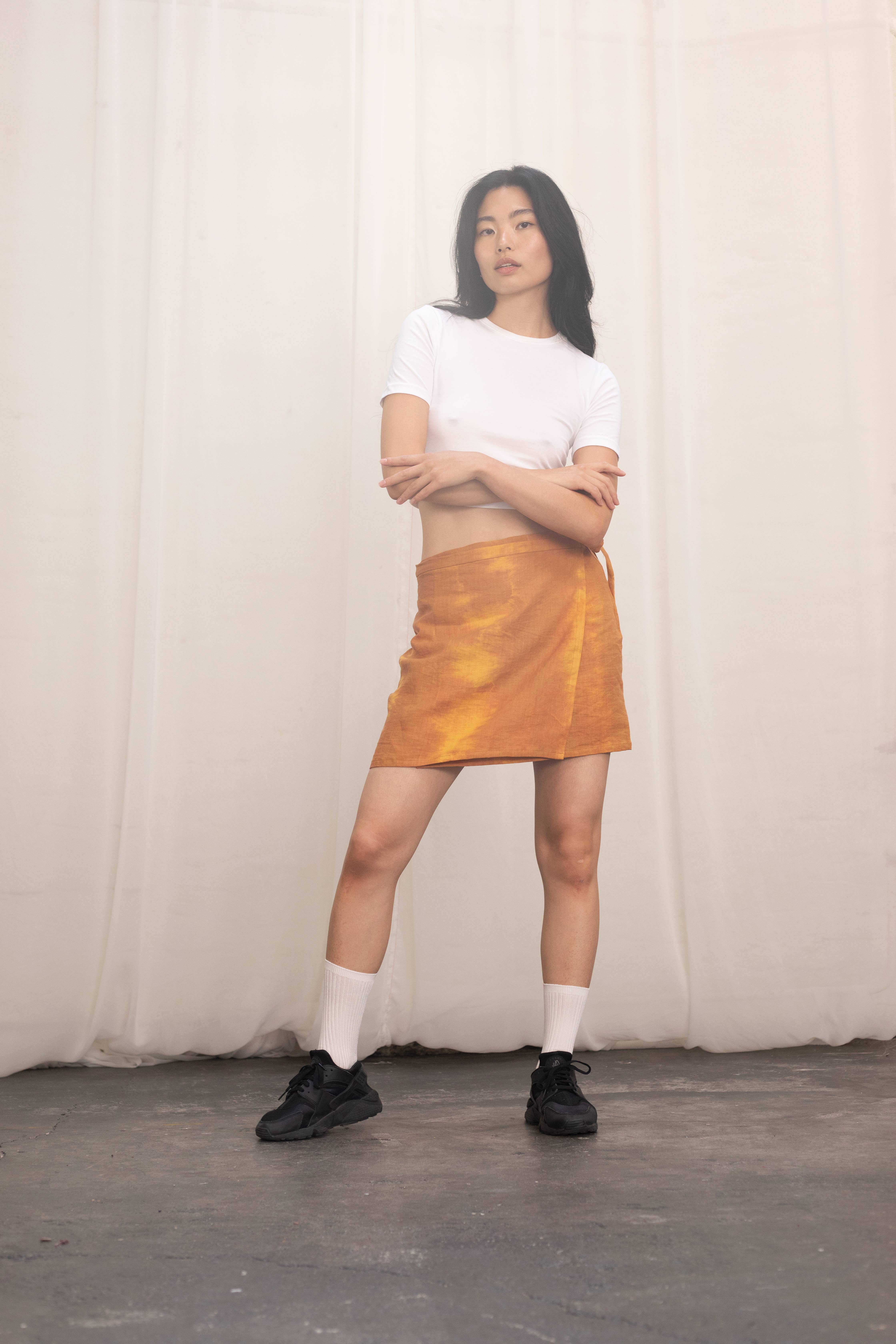 OY A – Saia - Mulher por atacado – OY A LAB: Saia envolvente de linho laranja açafrão6