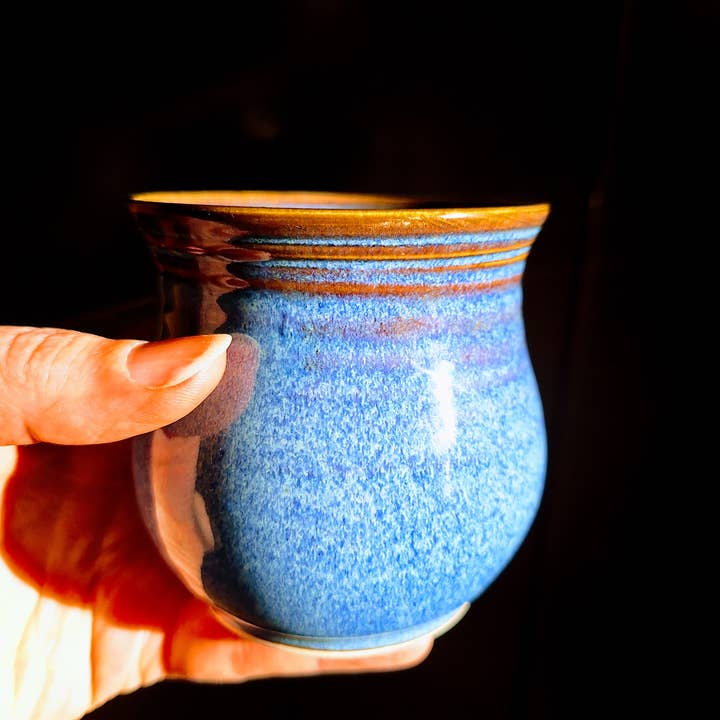 Plays in Mud Pottery – Copo de vinho por atacado – Copo de Vinho sem Pé - Feito por Encomenda - Cerâmica Artesanal8