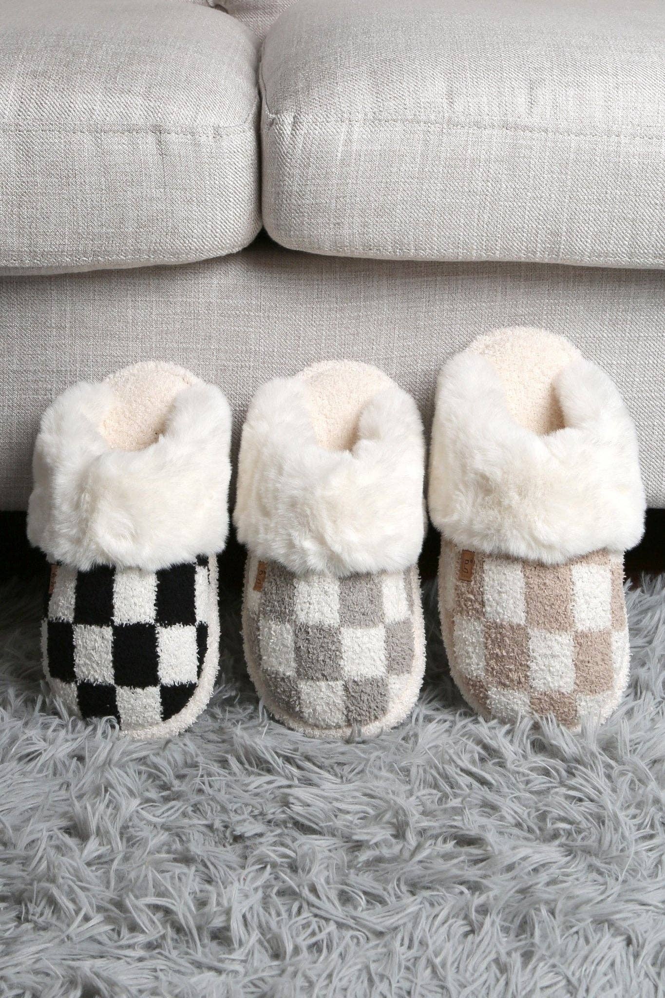 MiMi Wholesale - Wholesale Slippers - Women's - JCL6126 Super Lux Checker Faux Fur Cuff Slippers1