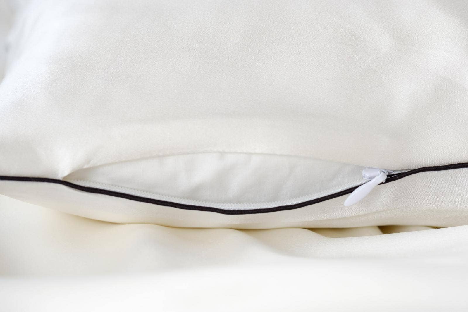 ilks - Wholesale Bedding Pillowcase/Sham - Silk Pillowcase White1