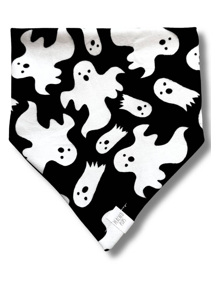 Fantasma que brilha no escuro por atacado de Peached Pups