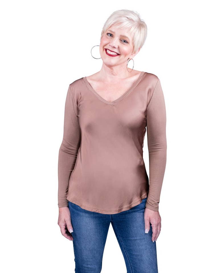 TINA Stephens Italy/Tees By Tina - Wholesale T-Shirt - Women's - Everly Viscose Sheen Top (BLS137)13