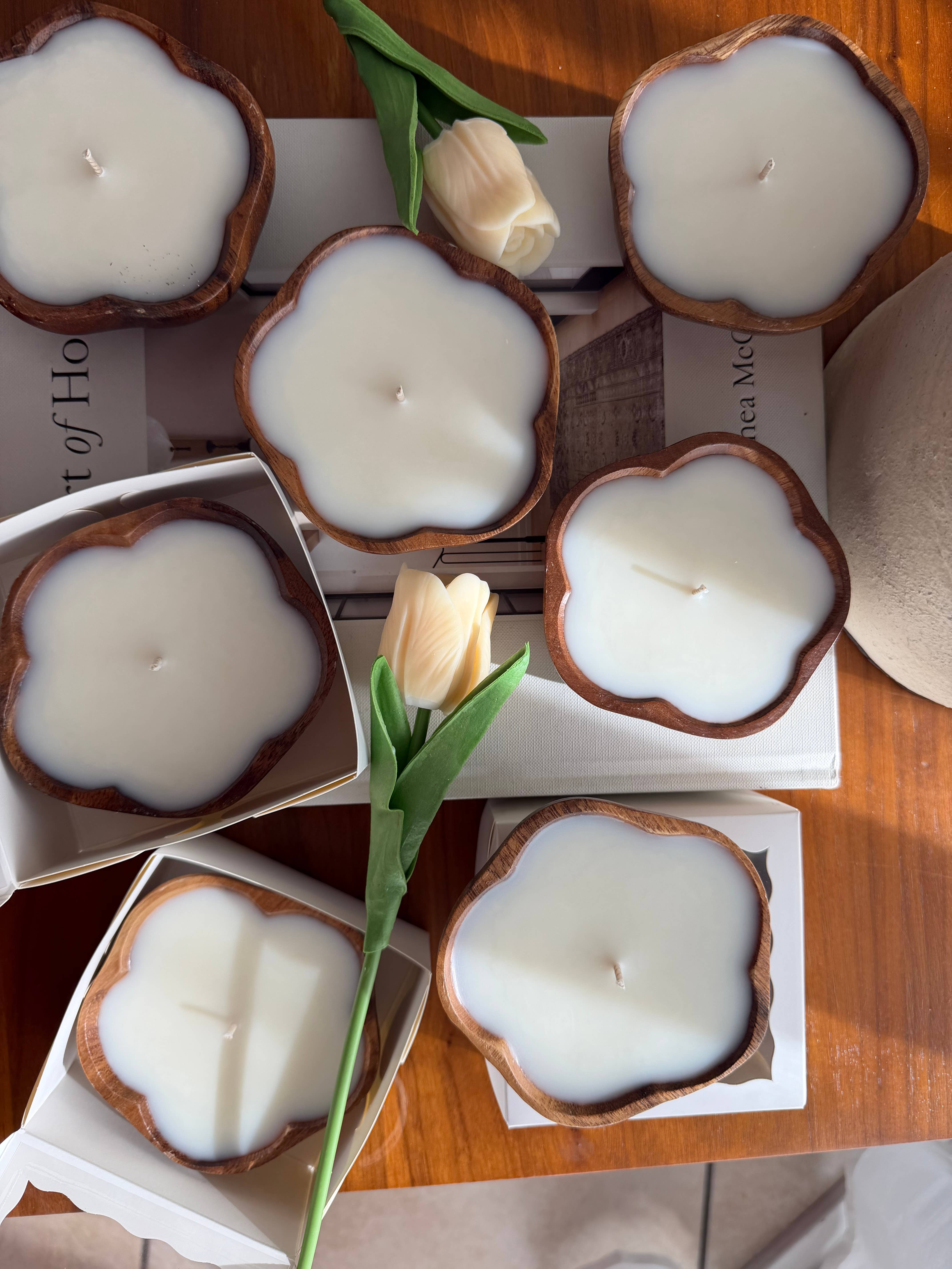 Candleglambyperry - Wholesale Novelty Candle - Flower shaped wood bowl candles1