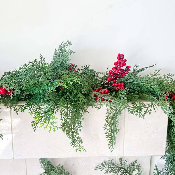 Hycroft Home Decor - Wholesale Bunting/Garland - Red Berry Cedar Garland 60" Real Touch4